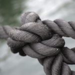 Knoten binden – Spiel für kernige Piraten!