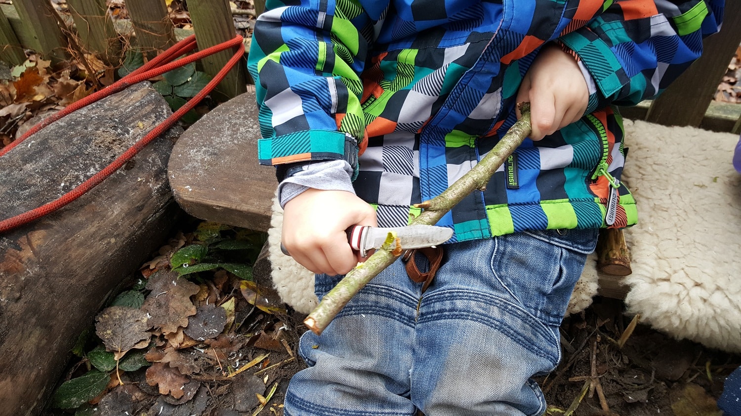 Stockbrot - Abenteuerlust, Geduld und Gaumenkitzel • Kindergarten Ideen