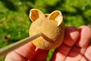 Loch für den Schwanz